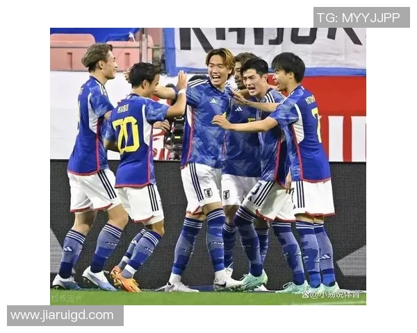 日本足球队现役球星全解析 从新生代到老将的精彩表现