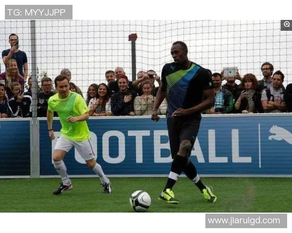 从未接触过足球的球星如何跨界成顶级球员的励志故事 从未接触过足球的球星如何跨界成顶级球员的励志故事