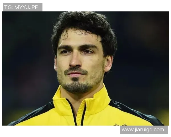 意大利足球传奇再现辉煌岁月 老牌球星回顾与现状解析