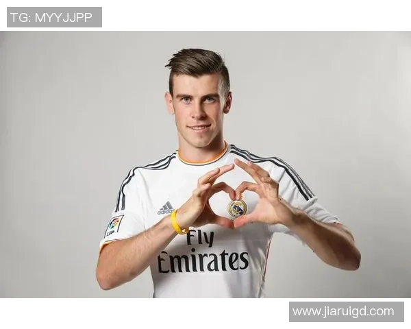 戴头带的足球球星盘点 他们如何在赛场上展现独特魅力 戴头带的足球球星盘点 他们如何在赛场上展现独特魅力